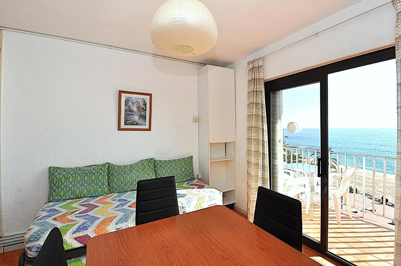Apartamentos Zodiac Lloret de Mar Bagian luar foto