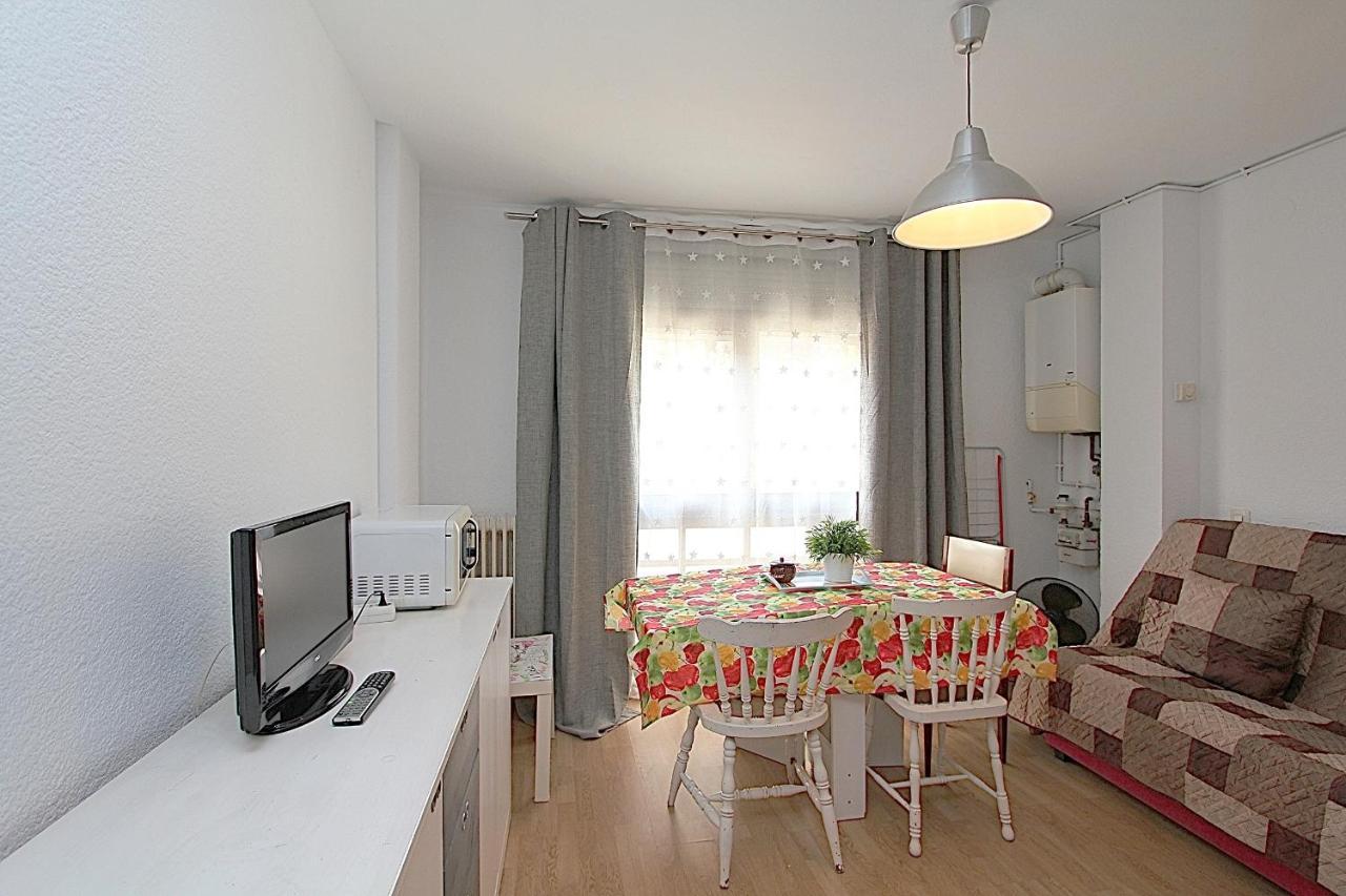 Apartamentos Zodiac Lloret de Mar Bagian luar foto