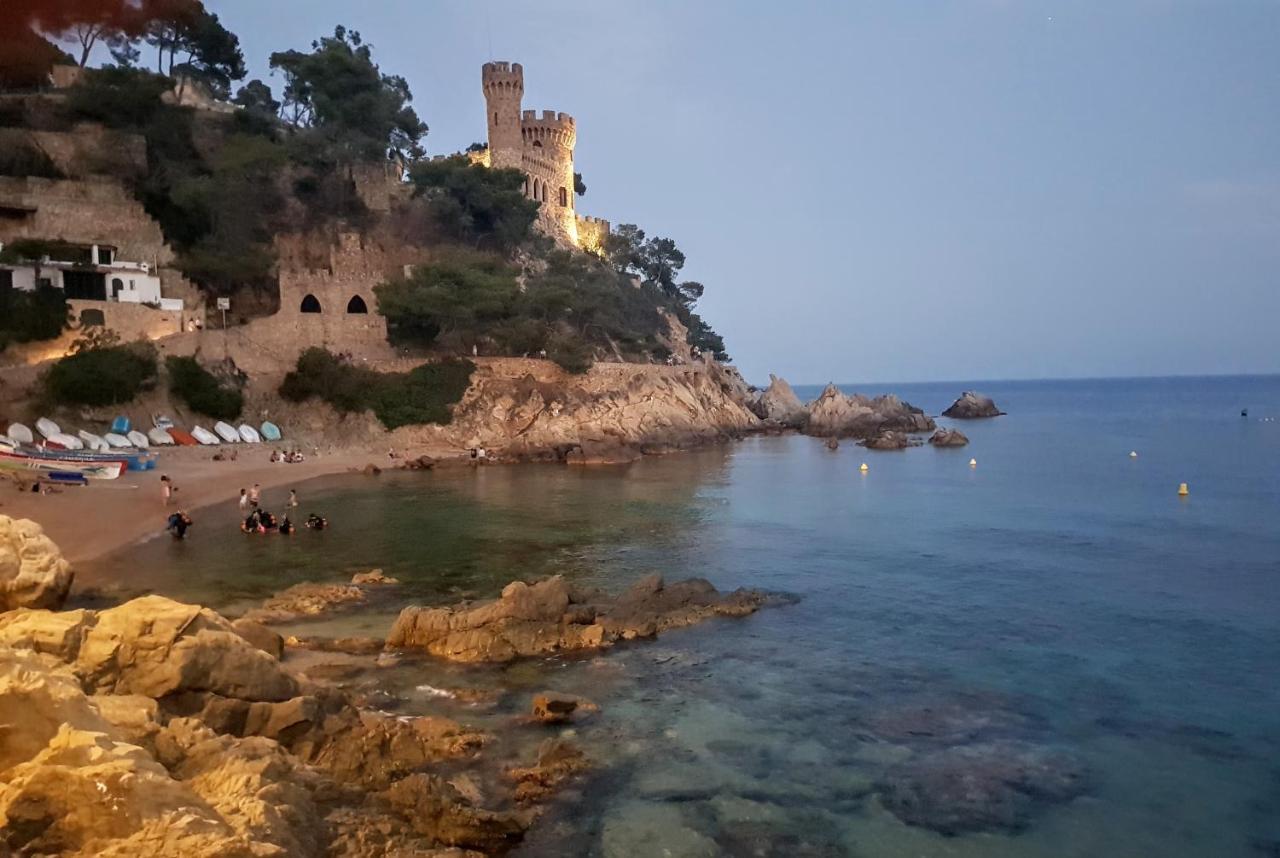 Apartamentos Zodiac Lloret de Mar Bagian luar foto