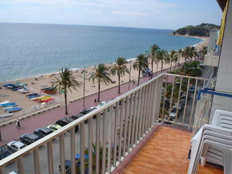 Apartamentos Zodiac Lloret de Mar Bagian luar foto