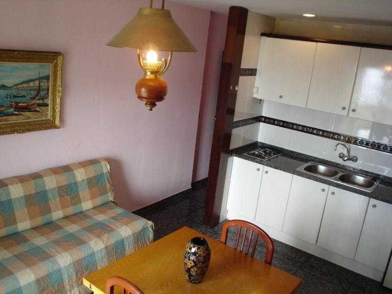 Apartamentos Zodiac Lloret de Mar Bagian luar foto