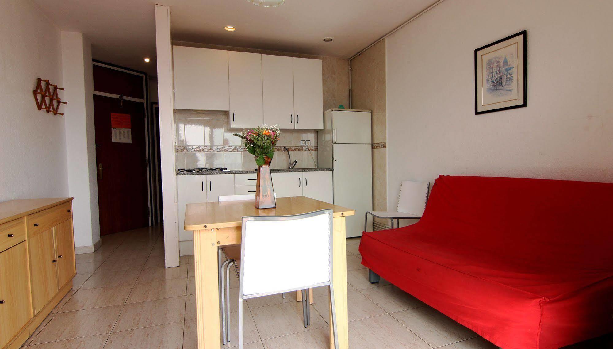 Apartamentos Zodiac Lloret de Mar Bagian luar foto