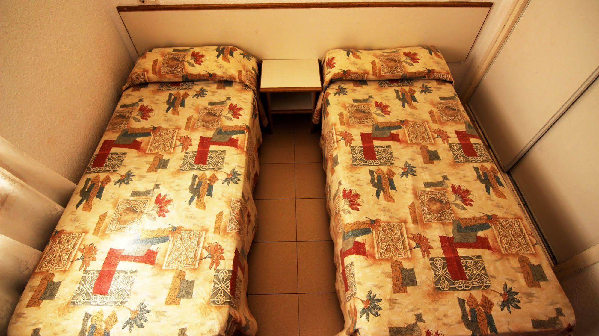 Apartamentos Zodiac Lloret de Mar Bagian luar foto