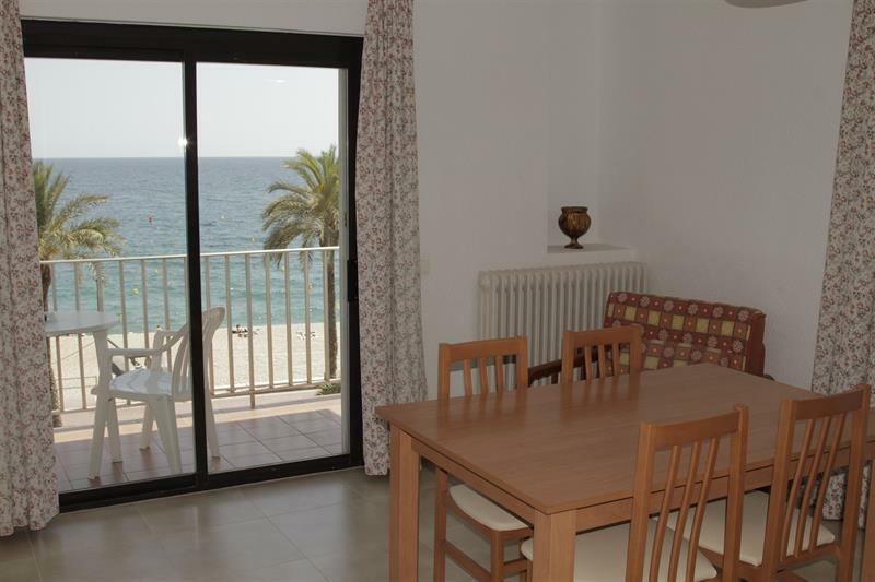 Apartamentos Zodiac Lloret de Mar Bagian luar foto